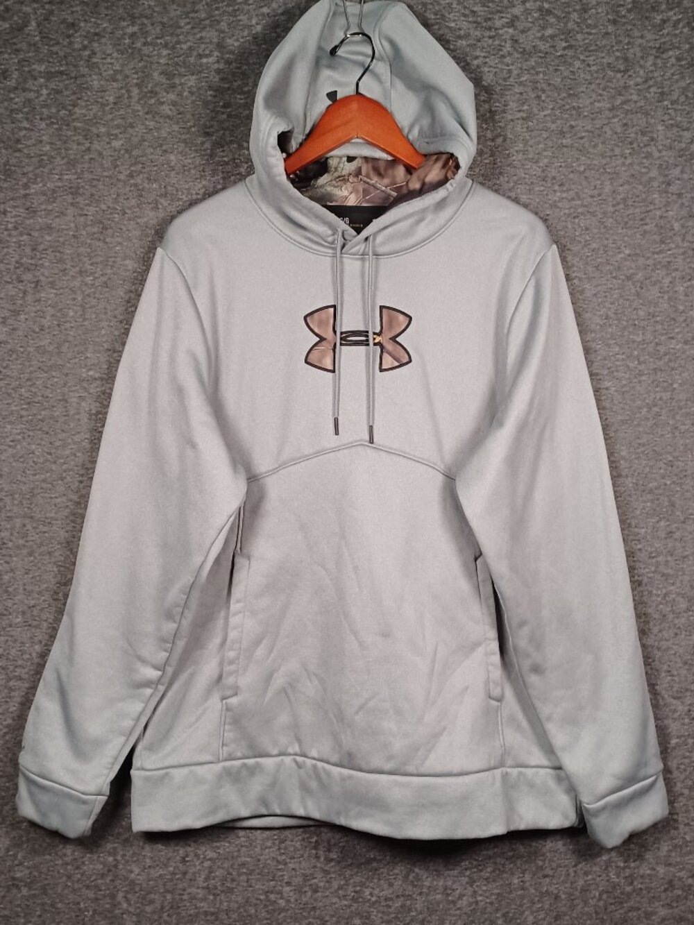 Under Armour Storm Unisex Size Large Gray and Camo Pullover Hoodie